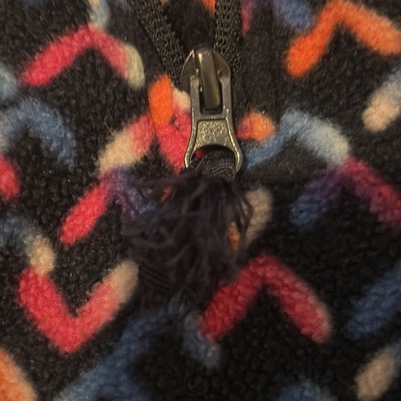 This is a sweatshirt, and it has many colors on it - Picture 3 of 5